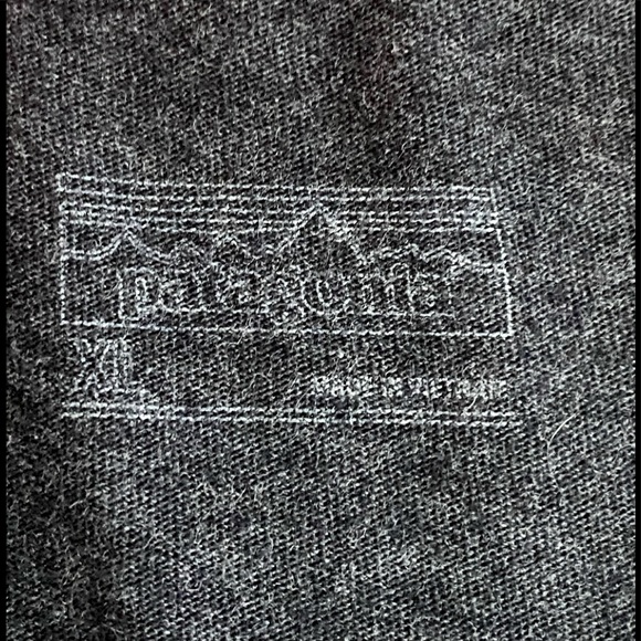 Patagonia worn wear mens shirt size XL - Picture 8 of 8